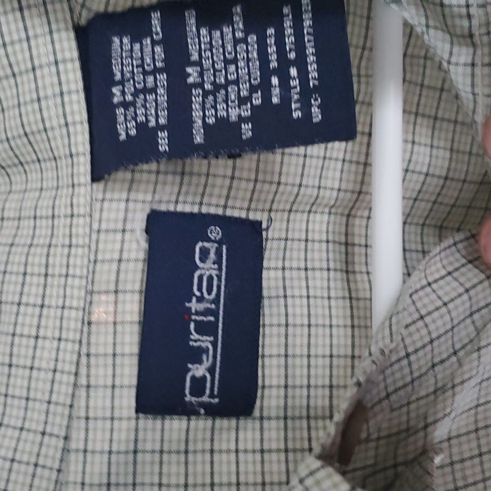 Men's button-down size medium - Picture 3 of 4